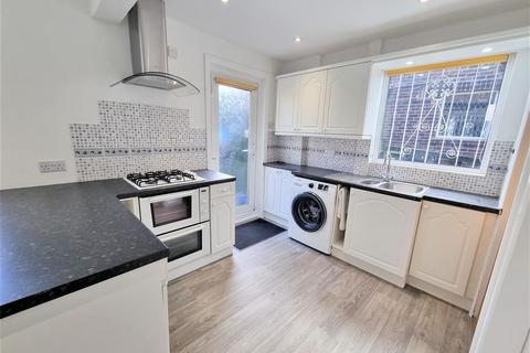 3 bedroom semi-detached house for sale, Waterloo Road, Pudsey