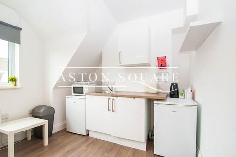 1 bedroom flat to rent, West Green Road, London N15