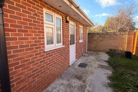 undefined, Norman Crescent, Hounslow, TW5