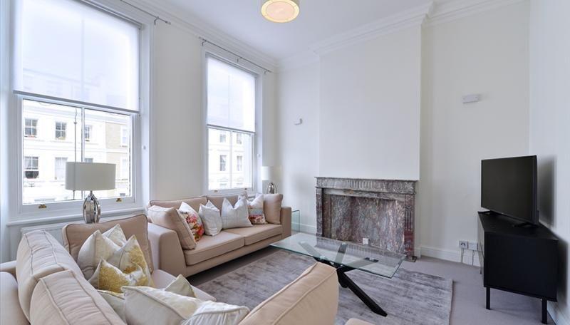Kensington, London W8 2 bed apartment - £4,767 pcm (£1,100 pw)