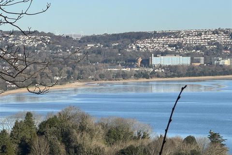 4 bedroom detached house to rent, Wychwood Close, Langland, Swansea