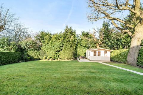 5 bedroom detached house for sale, Wyatt Close, Bushey Heath, Bushey