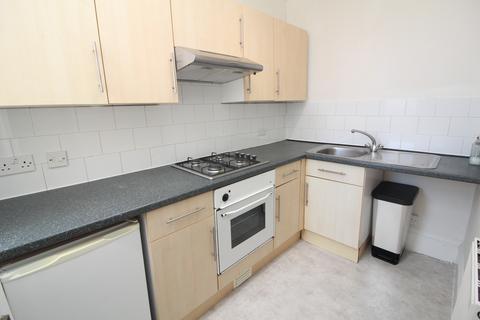 2 bedroom flat to rent, Blatchington Road, Hove BN3