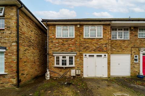 3 bedroom terraced house for sale, Braeside Close, Hatch End, Pinner,  HA5