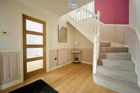 4 bedroom detached house for sale, Severn Close, Altrincham