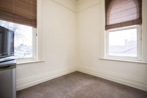 2 bedroom flat to rent, Wenlock Terrace, Fulford Road, York