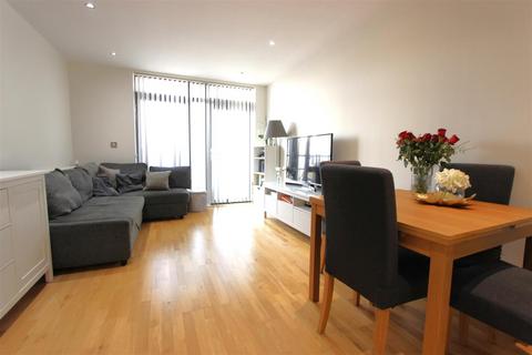 1 bedroom flat to rent, Powell House, Enfield, EN1