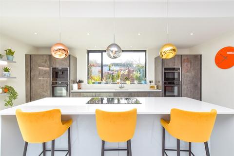 3 bedroom detached house for sale, Strathwell Crescent, Whitwell, Isle of Wight