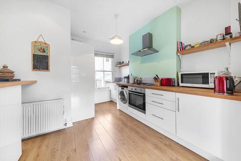 3 bedroom flat for sale, Kellett Road, SW2