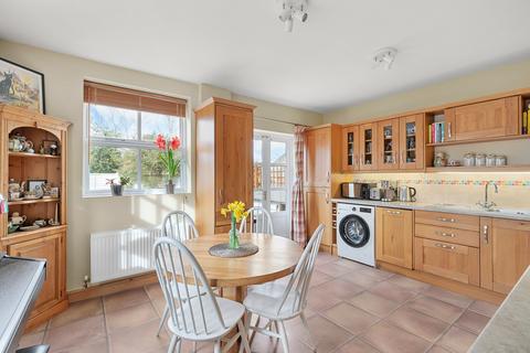 6 Bellingham Close, Thirsk, YO7 1FX