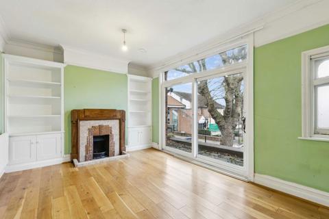 1 bedroom flat for sale, Northfield Avenue, London W13