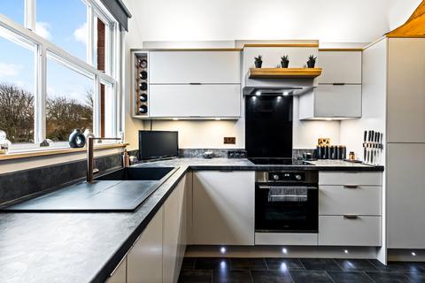 35 Balmoral Close, Leicester, LE2 3PZ