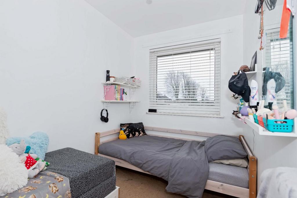 Chanctonbury Drive 6.jpg