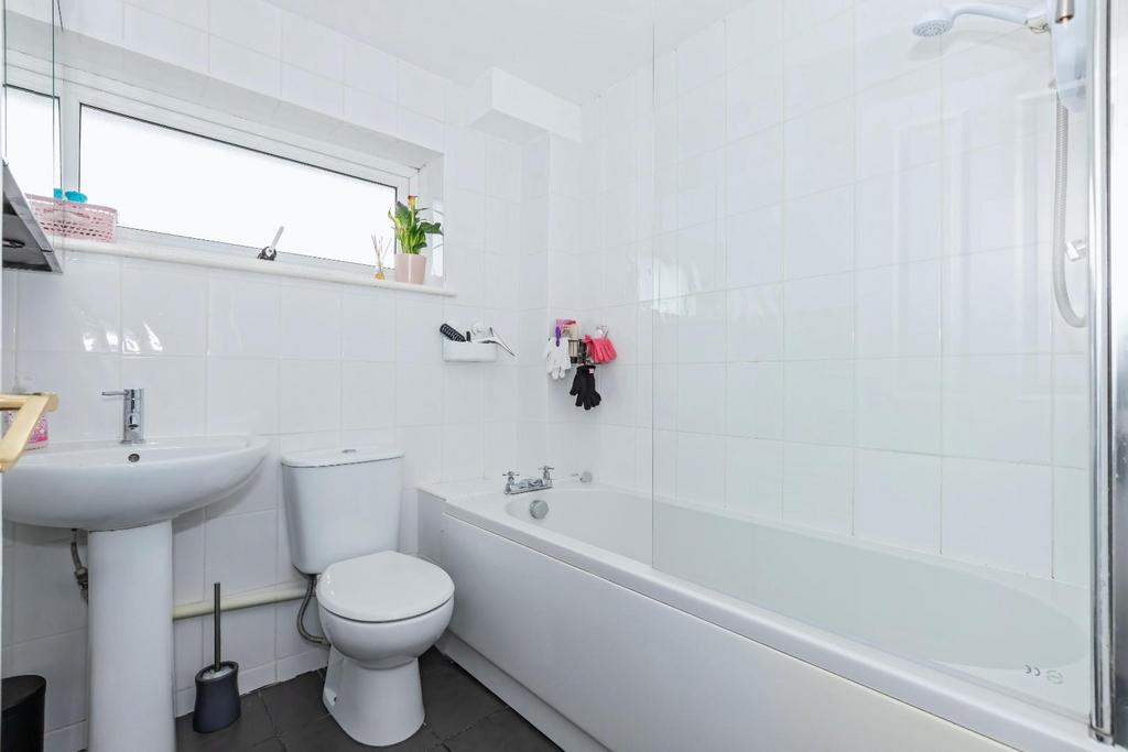 Chanctonbury Drive 12.jpg