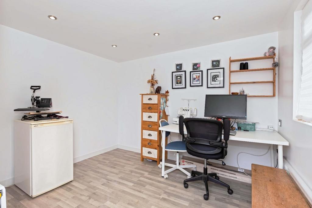 Chanctonbury Drive 22.jpg