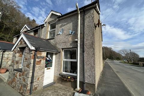 2 bedroom house for sale, Factory Place, Tremadog