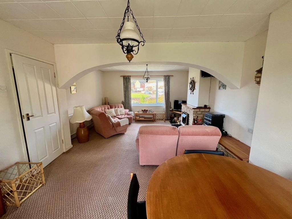 Living room a.jpg