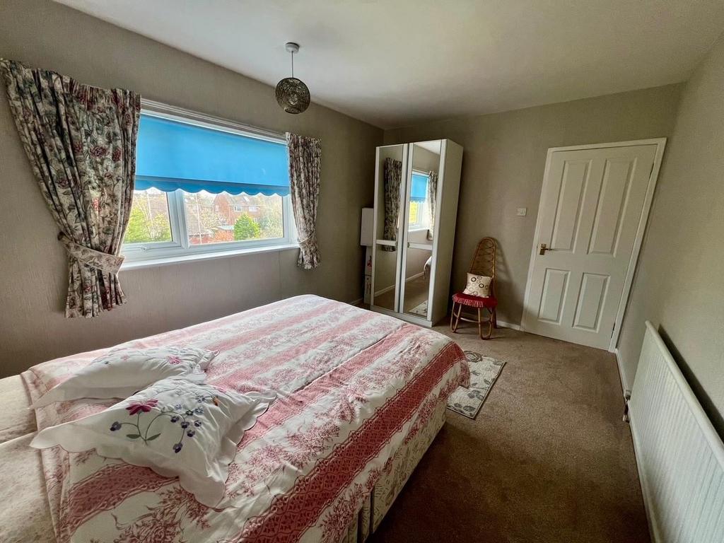 Bed room 2.jpg