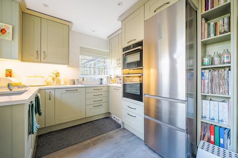 7 Spinney Close, Emmer Green, Reading, RG4 8TB