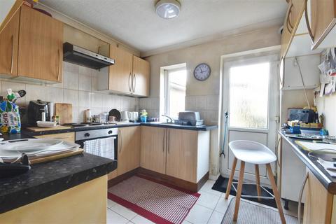 2 bedroom flat for sale, Lydd Road, Camber, Rye