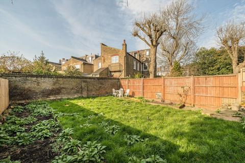 3 bedroom flat for sale, Fulham Palace Road, London SW6