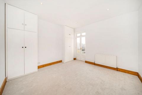 3 bedroom flat for sale, Fulham Palace Road, London SW6