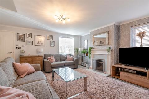 4 bedroom house for sale, Lawrence Orchard, Chorleywood Bottom WD3