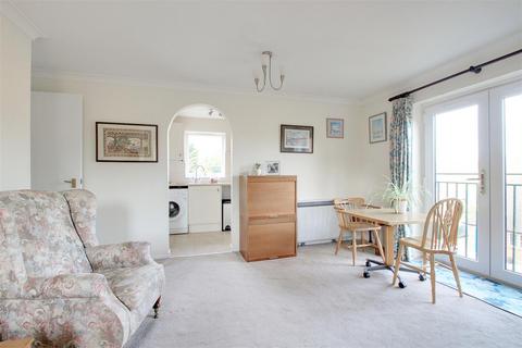2 bedroom retirement property for sale, High Street, Kings Langley