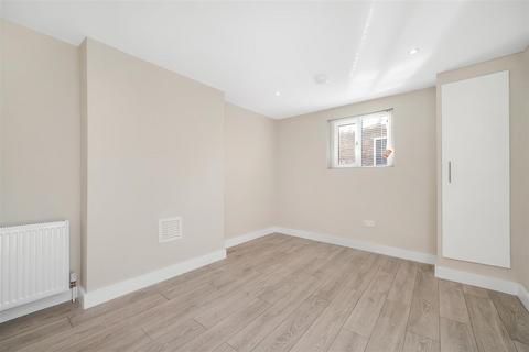 1 bedroom flat to rent, Grove Vale, East Dulwich, SE22