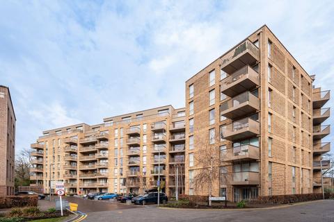 2 bedroom flat for sale, Adenmore Road, Catford, London, SE6