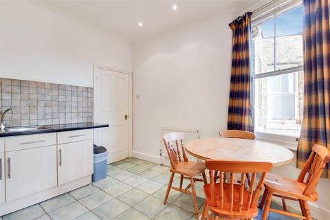 2 bedroom flat to rent, Kingwood Road, Fulham