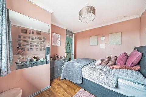 13 Swift Close, Winchester, SO22 4QG