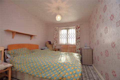 1 bedroom apartment for sale, Cunningham Close, Romford, RM6