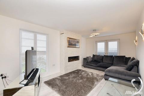 2 bedroom flat for sale, Gilbert House, Old Coach Road, Runcorn