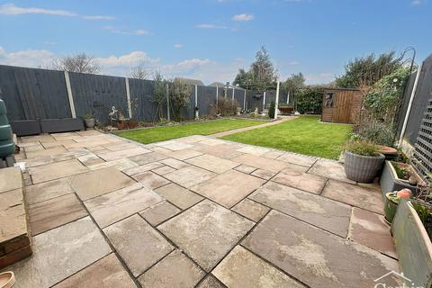 10 Bascott Road, Bournemouth, BH11 8RH