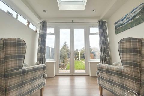 10 Bascott Road, Bournemouth, BH11 8RH