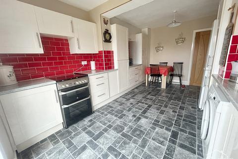 10 Bascott Road, Bournemouth, BH11 8RH