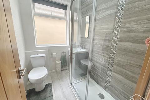 10 Bascott Road, Bournemouth, BH11 8RH