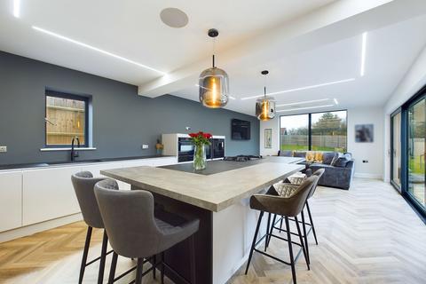 112 Spring Lane, Lambley, Nottingham, NG4 4PG