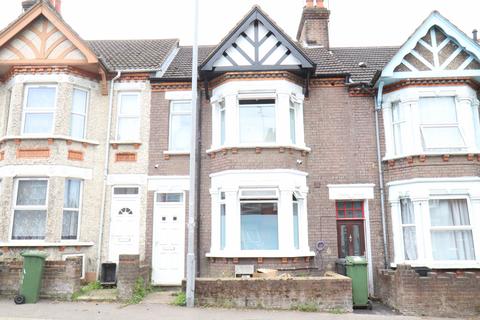 undefined, Hightown Road, Flat D, Luton LU2