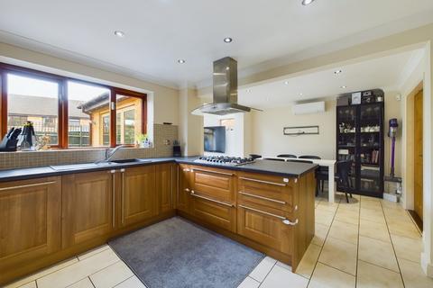 18 Harris Close, Wootton, Northampton, NN4 6AD