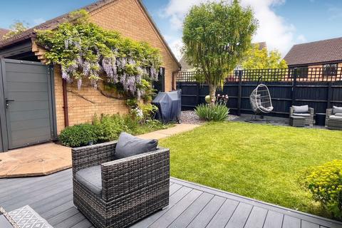 18 Harris Close, Wootton, Northampton, NN4 6AD