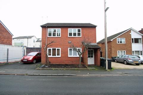 1 bedroom flat to rent, Stewkins, Stourbridge DY8