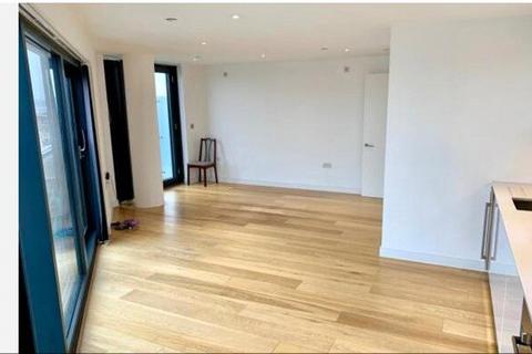 2 bedroom apartment for sale, Ocean Way, Southampton