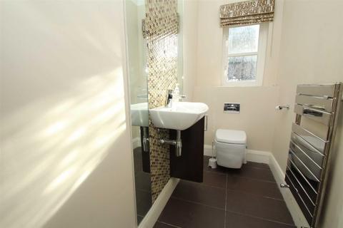 4 bedroom townhouse to rent, Stanhope Road, Bowdon, Altrincham