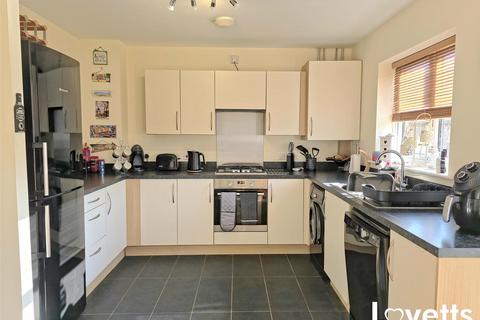 3 bedroom semi-detached house for sale, Star Lane, Westwood Cross, Margate