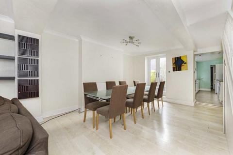 2 bedroom flat to rent, Chesson Road, London W14