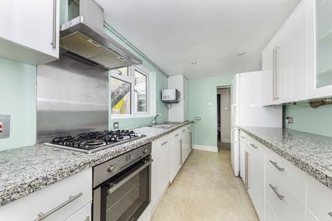 2 bedroom flat to rent, Chesson Road, London W14