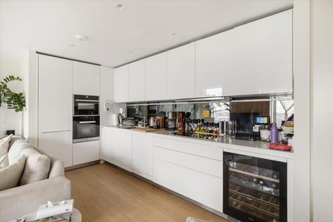 3 bedroom apartment for sale, Columbia Gardens, London SW6