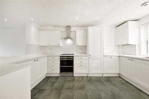 3 bedroom terraced house to rent, Spring Hill, London, SE26